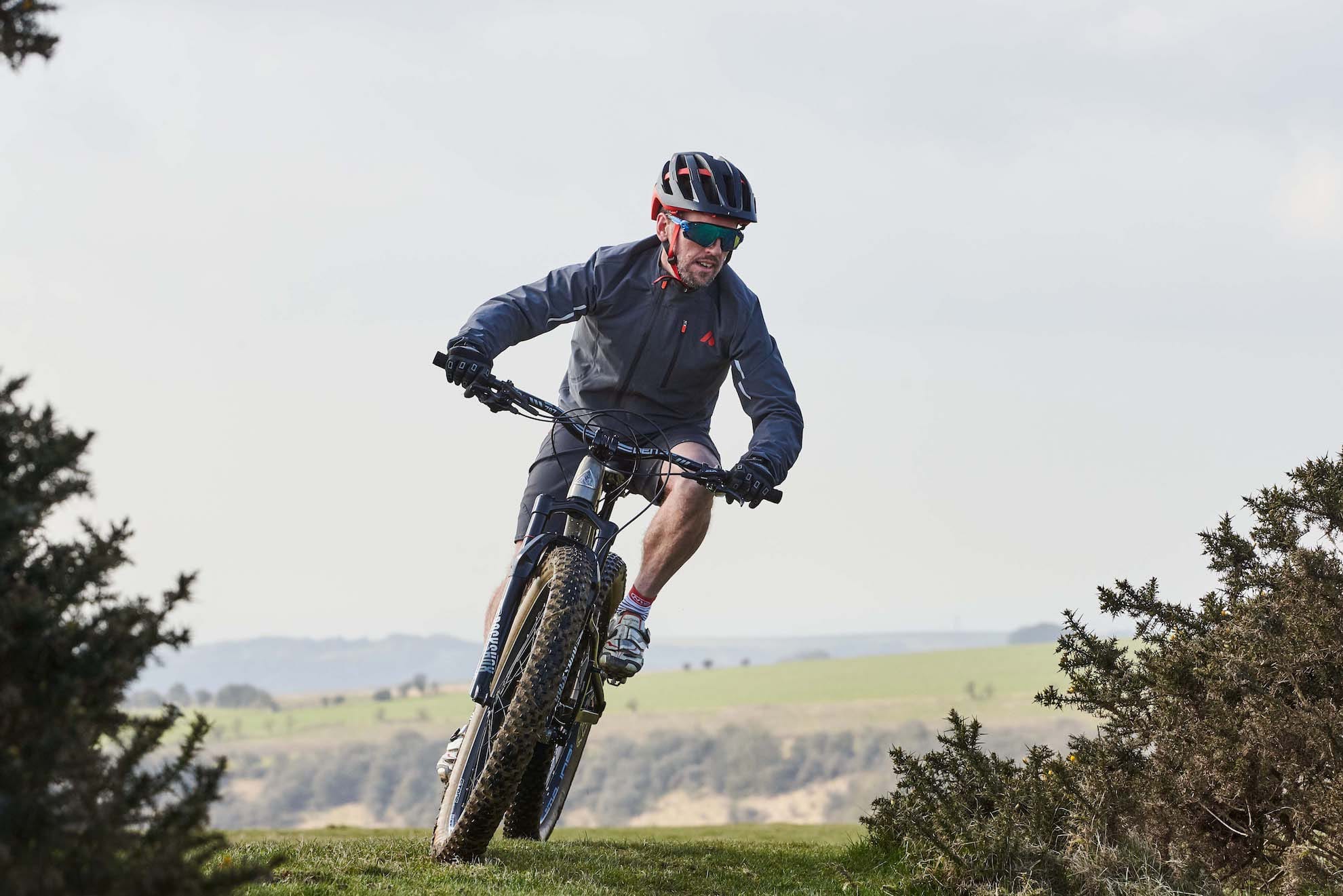 Aussie Grit Apparel Flint Men’s Bike Shell Review